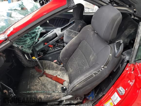 ✅ 2017 Ford Mustang V6 • VIN: 1FATP8EM3H5286921 • Lot: 86820494. Listed on Copart with Not provided. Free auction sales archive from the USA and detailed vehicle history report at DreamBid. Image 7.