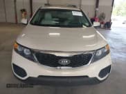 ✅ 2011 Kia Sorento LX • VIN: 5XYKTDA28BG080796 • Lot: 42880339. Listed on IAAI with 140,193 mi. Free auction sales archive from the USA and detailed vehicle history report at DreamBid. Image 13.