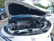 ✅ 2024 Buick Envista Avenir • VIN: KL47LCE29RB066799 • Lot: 42591631. Wystawiony na IAAI z przebiegiem 19 859 mil. Bezpłatny archiwum sprzedaży aukcyjnych z USA i szczegółowy raport historii pojazdu na DreamBid. Zdjęcie 10.