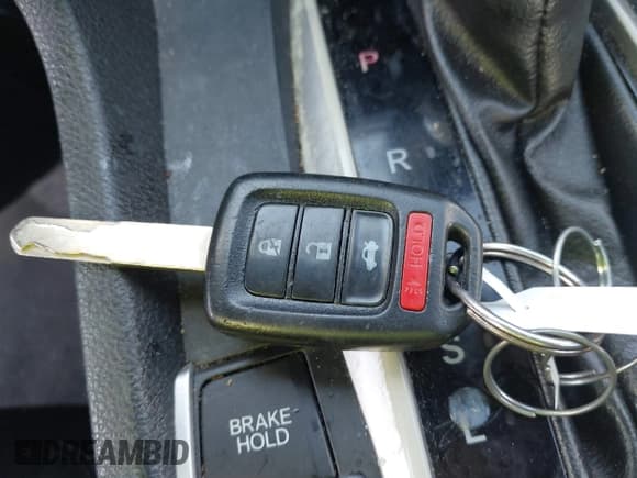 ✅ 2016 Honda Civic LX • VIN: 2HGFC2F54GH533525 • Lot: 43611282. Wystawiony na IAAI z przebiegiem 159 132 mil. Bezpłatny archiwum sprzedaży aukcyjnych z USA i szczegółowy raport historii pojazdu na DreamBid. Zdjęcie 11.