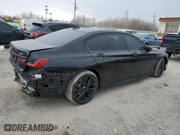 ✅ 2021 BMW 7 Series 750i xDrive • VIN: WBA7U2C05MCF78609 • Lot: 47082095. Listed on Copart with 29,692 mi. Free auction sales archive from the USA and detailed vehicle history report at DreamBid. Image 3.
