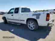 2001 Chevrolet Silverado 1500 LT z VIN 2GCEC19T711379147, wystawiony jako Copart lot #66035605 z przebiegiem 197 533 mil mil oraz Szkoda całkowita • Salvage title. Historia ofert i sprzedaży dostępna na DreamBid. Obrazek 2.
