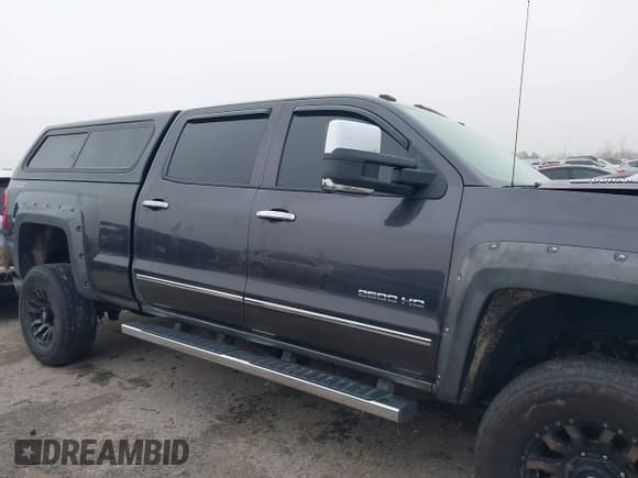 ✅ 2015 Chevrolet Silverado 2500HD LTZ • VIN: 1GC1KWE8XFF104422 • Лот: 41194784. Опубликован ранее на IAAI с пробегом 151 772 миль. Бесплатный доступ к архиву аукционных продаж из США и подробный отчёт об истории автомобиля на DreamBid. Изображение 13.