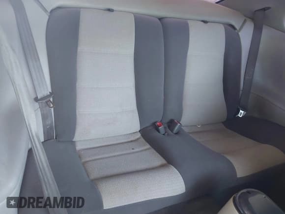 ✅ 2002 Ford Mustang Standard • VIN: 1FAFP404X2F143723 • Lot: 42479151. Listed on IAAI with 160,810 mi. Free auction sales archive from the USA and detailed vehicle history report at DreamBid. Image 8.