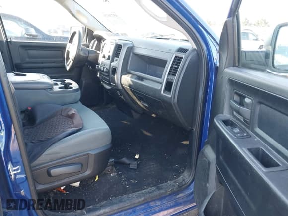 ✅ 2014 Ram 1500 Express • VIN: 1C6RR7FT8ES406005 • Lot: 43738738. Listed on IAAI with 164,458 mi. Free auction sales archive from the USA and detailed vehicle history report at DreamBid. Image 5.