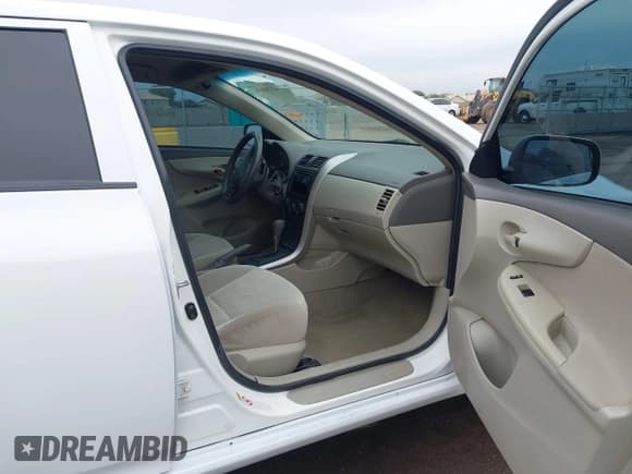 ✅ 2009 Toyota Corolla LE • VIN: JTDBL40E99J046114 • Lot: 43751879. Listed on IAAI with 160,816 mi. Free auction sales archive from the USA and detailed vehicle history report at DreamBid. Image 5.