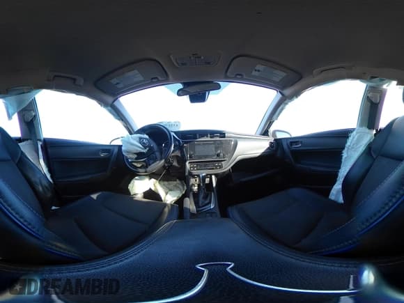 ✅ 2018 Toyota Corolla LE • VIN: 2T1BURHEXJC023083 • Lot: 43517095. Listed on IAAI with 144,193 mi. Free auction sales archive from the USA and detailed vehicle history report at DreamBid. Image 18.