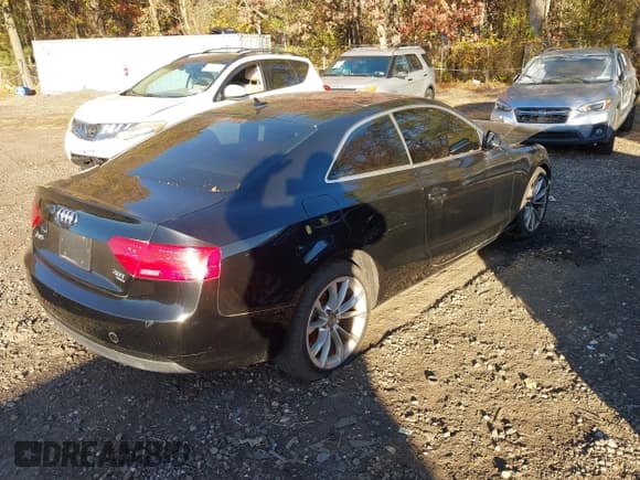 ✅ 2014 Audi A5 Premium • VIN: WAUCFAFR1EA006962 • Lot: 43630302. Listed on IAAI with 115,392 mi. Free auction sales archive from the USA and detailed vehicle history report at DreamBid. Image 4.