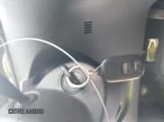 ✅ 2005 Toyota Corolla LE • VIN: 1NXBR32E95Z343216 • Lot: 43633396. Listed on IAAI with 299,999 mi. Free auction sales archive from the USA and detailed vehicle history report at DreamBid. Image 11.