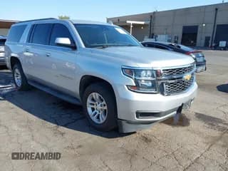✅ 2018 Chevrolet Suburban LT • VIN: 1GNSCHKC6JR284115 • Lot: 43230791. Wystawiony na IAAI z przebiegiem 123 368 mil. Bezpłatny archiwum sprzedaży aukcyjnych z USA i szczegółowy raport historii pojazdu na DreamBid. Zdjęcie 1.
