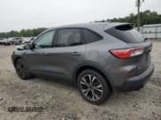 ✅ 2022 Ford Escape SE • VIN: 1FMCU0G69NUA90059 • Lot: 68037715. Wystawiony na Copart z przebiegiem 28 788 mil. Bezpłatny archiwum sprzedaży aukcyjnych z USA i szczegółowy raport historii pojazdu na DreamBid. Zdjęcie 2.