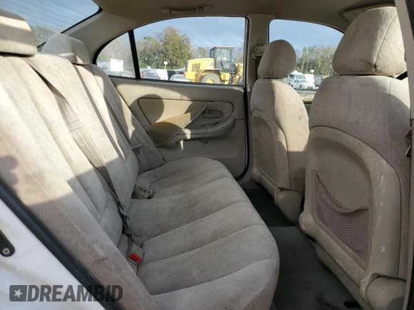 ✅ 2004 Hyundai Elantra GLS • VIN: KMHDN46DX4U769782 • Lot: 79180564. Wystawiony na Copart z przebiegiem 264 742 mil. Bezpłatny archiwum sprzedaży aukcyjnych z USA i szczegółowy raport historii pojazdu na DreamBid. Zdjęcie 10.