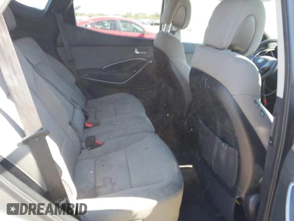 ✅ 2018 Hyundai Santa Fe 2.4L • VIN: 5XYZU3LB6JG564242 • Лот: 43484042. Опубликован ранее на IAAI с пробегом 139 448 миль. Бесплатный доступ к архиву аукционных продаж из США и подробный отчёт об истории автомобиля на DreamBid. Изображение 8.