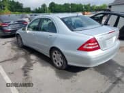 ✅ 2006 Mercedes-Benz C 280 Luxury • VIN: WDBRF92H16F763551 • Lot: 42380364. Wystawiony na IAAI z przebiegiem 253 957 mil. Bezpłatny archiwum sprzedaży aukcyjnych z USA i szczegółowy raport historii pojazdu na DreamBid. Zdjęcie 3.