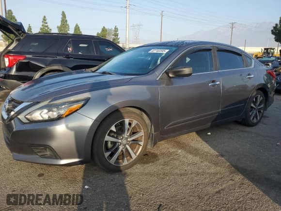 2016 Nissan Altima S с VIN 1N4AL3AP8GC191612, выставлен на аукционе Copart как лот 82740395 с пробегом 136 383 миль миль и Чистый • Clean title. История ставок и продаж доступна на DreamBid. Изображение 1.