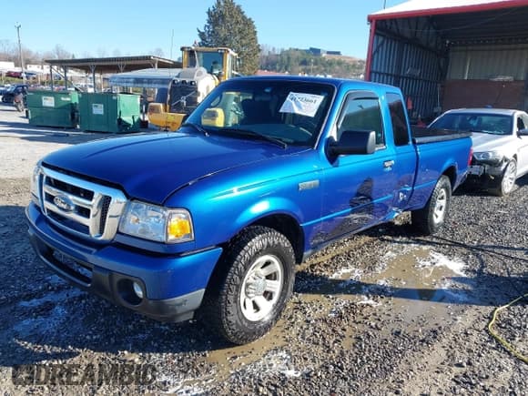 ✅ 2011 Ford Ranger XLT • VIN: 1FTKR4EE3BPB03532 • Lot: 41723661. Listed on IAAI with 219,195 mi. Free auction sales archive from the USA and detailed vehicle history report at DreamBid. Image 2.