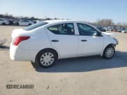 ✅ 2018 Nissan Versa S • VIN: 3N1CN7AP3JL800673 • Lot: 43741145. Wystawiony na Copart z przebiegiem 110 800 mil. Bezpłatny archiwum sprzedaży aukcyjnych z USA i szczegółowy raport historii pojazdu na DreamBid. Zdjęcie 3.