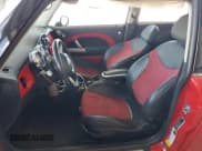 ✅ 2006 MINI Hardtop S • VIN: WMWRE335X6TJ34052 • Lot: 82626565. Listed on Copart with 96,761 mi. Free auction sales archive from the USA and detailed vehicle history report at DreamBid. Image 7.