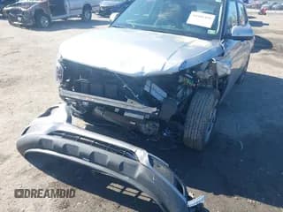 ✅ 2024 Hyundai Venue SEL • VIN: KMHRC8A31RU326560 • Lot: 41989499. Listed on IAAI with 8,965 mi. Free auction sales archive from the USA and detailed vehicle history report at DreamBid. Image 6.