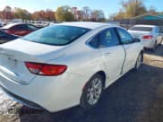 ✅ 2015 Chrysler 200 Limited • VIN: 1C3CCCAB7FN703925 • Lot: 43728662. Wystawiony na IAAI z przebiegiem 207 509 mil. Bezpłatny archiwum sprzedaży aukcyjnych z USA i szczegółowy raport historii pojazdu na DreamBid. Zdjęcie 4.