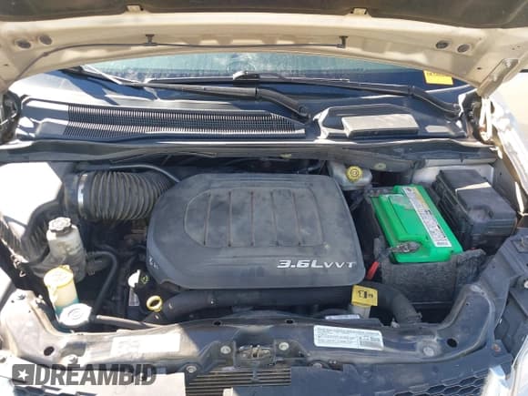 ✅ 2014 Dodge Grand Caravan SXT • VIN: 2C4RDGCG6ER320109 • Lot: 43586410. Wystawiony na IAAI z przebiegiem 192 923 mil. Bezpłatny archiwum sprzedaży aukcyjnych z USA i szczegółowy raport historii pojazdu na DreamBid. Zdjęcie 10.