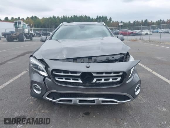 ✅ 2019 Mercedes-Benz GLA 250 • VIN: WDCTG4GB1KJ586416 • Лот: 43270799. Опубликован ранее на IAAI с пробегом 69 353 миль. Бесплатный доступ к архиву аукционных продаж из США и подробный отчёт об истории автомобиля на DreamBid. Изображение 12.