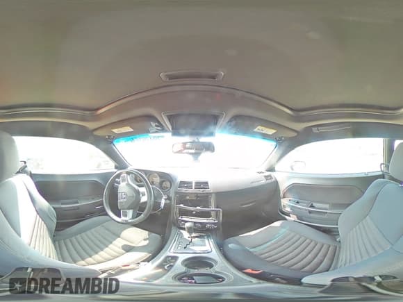 ✅ 2014 Dodge Challenger SXT • VIN: 2C3CDYAG4EH195944 • Lot: 70479384. Wystawiony na Copart z przebiegiem 178 902 mil. Bezpłatny archiwum sprzedaży aukcyjnych z USA i szczegółowy raport historii pojazdu na DreamBid. Zdjęcie 12.