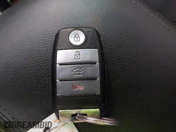 ✅ 2017 Kia Optima EX • VIN: KNAGU4LE8H5013821 • Лот: 42916569. Опубликован ранее на IAAI с пробегом 113 793 миль. Бесплатный доступ к архиву аукционных продаж из США и подробный отчёт об истории автомобиля на DreamBid. Изображение 11.