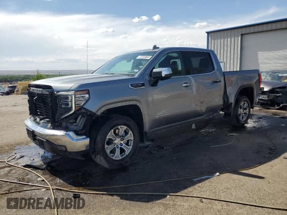 ✅ 2025 GMC Sierra 1500 SLT • VIN: 3GTPHDED0SG189404 • Лот: 58559725. Опубликован ранее на Copart с пробегом 5 734 миль. Бесплатный доступ к архиву аукционных продаж из США и подробный отчёт об истории автомобиля на DreamBid. Изображение 1.