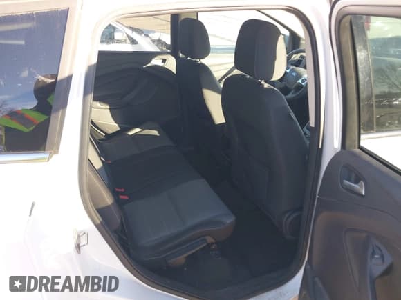 ✅ 2015 Ford Escape SE • VIN: 1FMCU9G99FUC90293 • Lot: 43806982. Listed on IAAI with 168,661 mi. Free auction sales archive from the USA and detailed vehicle history report at DreamBid. Image 8.