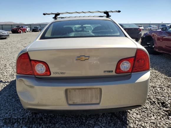 ✅ 2011 Chevrolet Malibu 1FL • VIN: 1G1ZA5EU0BF338214 • Lot: 71628224. Listed on Copart with 183,918 mi. Free auction sales archive from the USA and detailed vehicle history report at DreamBid. Image 6.