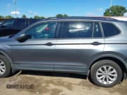✅ 2020 Volkswagen Tiguan S • VIN: 3VV1B7AX2LM152478 • Lot: 43059096. Wystawiony na IAAI z przebiegiem 78 481 mil. Bezpłatny archiwum sprzedaży aukcyjnych z USA i szczegółowy raport historii pojazdu na DreamBid. Zdjęcie 15.