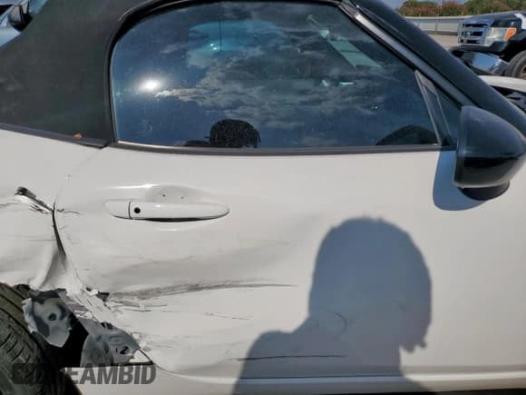 ✅ 2021 Mazda MX-5 Miata Club • VIN: JM1NDAC72M0461151 • Lot: 69596745. Listed on Copart with 37,149 mi. Free auction sales archive from the USA and detailed vehicle history report at DreamBid. Image 10.