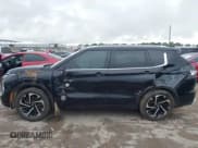 ✅ 2022 Mitsubishi Outlander SEL • VIN: JA4J3VA87NZ009885 • Lot: 42474336. Listed on IAAI with 101,765 mi. Free auction sales archive from the USA and detailed vehicle history report at DreamBid. Image 14.