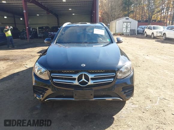 ✅ 2018 Mercedes-Benz GLC 300 • VIN: WDC0G4JBXJV063639 • Lot: 43698786. Wystawiony na IAAI z przebiegiem 35 885 mil. Bezpłatny archiwum sprzedaży aukcyjnych z USA i szczegółowy raport historii pojazdu na DreamBid. Zdjęcie 13.