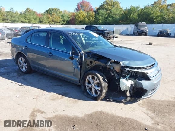 ✅ 2012 Ford Fusion SE • VIN: 3FAHP0HA3CR430319 • Лот: 43500004. Опубликован ранее на IAAI с пробегом 105 353 миль. Бесплатный доступ к архиву аукционных продаж из США и подробный отчёт об истории автомобиля на DreamBid. Изображение 1.