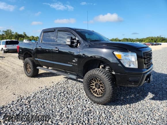 ✅ 2021 Nissan Titan SV • VIN: 1N6AA1ED7MN520365 • Lot: 80314305. Listed on Copart with 60,798 mi. Free auction sales archive from the USA and detailed vehicle history report at DreamBid. Image 4.