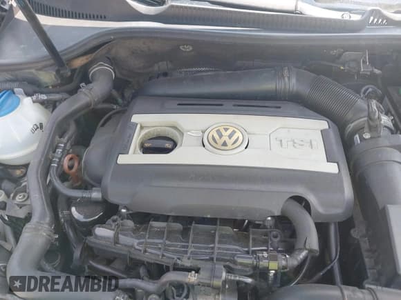 ✅ 2010 Volkswagen Golf GTI • VIN: WVWEV7AJ7AW348240 • Lot: 42310183. Listed on IAAI with 126,728 mi. Free auction sales archive from the USA and detailed vehicle history report at DreamBid. Image 10.