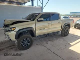 ✅ 2020 Toyota Tacoma SR5 • VIN: 3TMCZ5AN9LM345510 • Lot: 68050285. Listed on Copart with 97,880 mi. Free auction sales archive from the USA and detailed vehicle history report at DreamBid. Image 1.