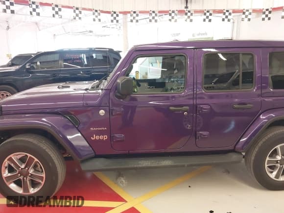 ✅ 2023 Jeep Wrangler High Altitude • VIN: 1C4HJXEN9PW560958 • Лот: 42393559. Опубликован ранее на IAAI с пробегом 35 981 миль. Бесплатный доступ к архиву аукционных продаж из США и подробный отчёт об истории автомобиля на DreamBid. Изображение 15.