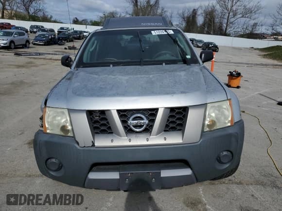 ✅ 2005 Nissan Xterra S • VIN: 5N1AN08U15C624534 • Lot: 51226125. Wystawiony na Copart z przebiegiem 158 795 mil. Bezpłatny archiwum sprzedaży aukcyjnych z USA i szczegółowy raport historii pojazdu na DreamBid. Zdjęcie 5.