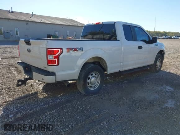 ✅ 2019 Ford F-150 XL • VIN: 1FTEX1EPXKKF06651 • Lot: 43499156. Wystawiony na IAAI z przebiegiem 151 583 mil. Bezpłatny archiwum sprzedaży aukcyjnych z USA i szczegółowy raport historii pojazdu na DreamBid. Zdjęcie 4.