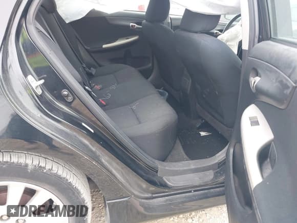 ✅ 2010 Toyota Corolla LE • VIN: 1NXBU4EE2AZ248040 • Lot: 43568928. Listed on IAAI with 180,432 mi. Free auction sales archive from the USA and detailed vehicle history report at DreamBid. Image 8.