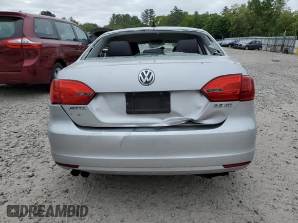 ✅ 2013 Volkswagen Jetta SE • VIN: 3VWDP7AJ2DM368936 • Лот: 57335015. Опубликован ранее на Copart с пробегом Не указан. Бесплатный доступ к архиву аукционных продаж из США и подробный отчёт об истории автомобиля на DreamBid. Изображение 6.