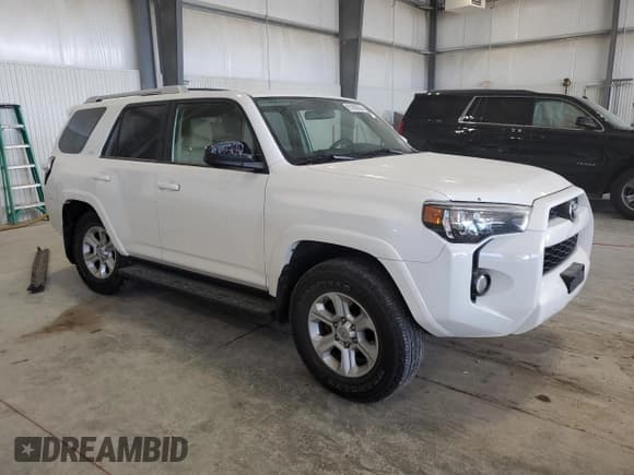 ✅ 2016 Toyota 4Runner Limited • VIN: JTEBU5JR0G5347943 • Lot: 91992855. Listed on Copart with 135,241 mi. Free auction sales archive from the USA and detailed vehicle history report at DreamBid. Image 4.