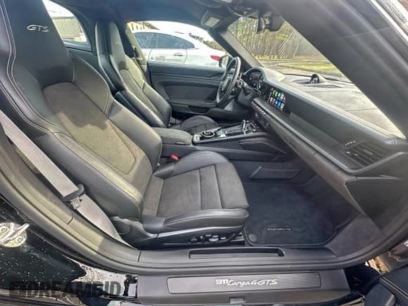 ✅ 2022 Porsche 911 4S • VIN: WP0BB2A98NS232126 • Lot: 96780785. Listed on Copart with 1,484 mi. Free auction sales archive from the USA and detailed vehicle history report at DreamBid. Image 5.