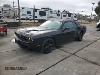 ✅ 2016 Dodge Challenger SXT Plus • VIN: 2C3CDZAG8GH209711 • Lot: 82232615. Wystawiony na Copart z przebiegiem 95 207 mil mil. Skorzystaj z bezpłatnego archiwum sprzedaży aukcyjnych z USA i zobacz szczegółowy raport historii pojazdu na DreamBid. Zdjęcie 1.