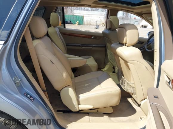 ✅ 2007 Mercedes-Benz R 3.5L • VIN: 4JGCB65E17A040960 • Lot: 41891102. Wystawiony na IAAI z przebiegiem 122 146 mil. Bezpłatny archiwum sprzedaży aukcyjnych z USA i szczegółowy raport historii pojazdu na DreamBid. Zdjęcie 8.