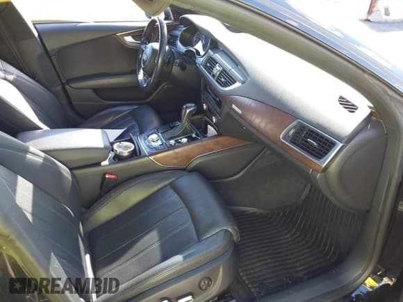 ✅ 2016 Audi A7 Prestige • VIN: WAU2GAFC5GN036708 • Лот: 43532767. Опубликован ранее на IAAI с пробегом 60 390 миль. Бесплатный доступ к архиву аукционных продаж из США и подробный отчёт об истории автомобиля на DreamBid. Изображение 5.