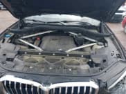 ✅ 2020 BMW X5 sDrive40i • VIN: 5UXCR4C08L9B15954 • Lot: 42253911. Wystawiony na IAAI z przebiegiem Nie podano. Bezpłatny archiwum sprzedaży aukcyjnych z USA i szczegółowy raport historii pojazdu na DreamBid. Zdjęcie 10.